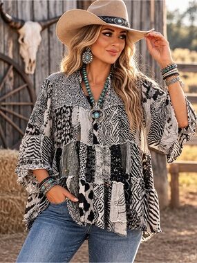 Young Threads Black & White Patchwork Boho Tunic – Size Large